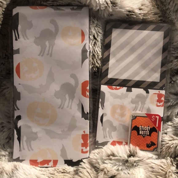 Assorted bundle of Holiday theme list pads&notes - Picture 4 of 8